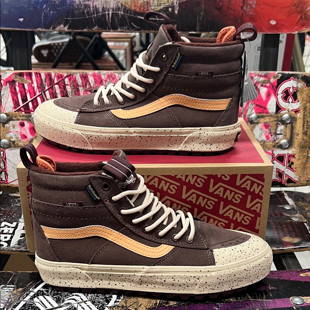 Vans Sk8-Hi Waterproof High-Top Sneakers WN 9.5, MN 8